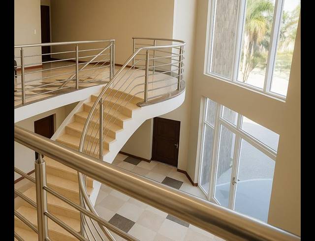 6 BEDROOM PROPERTY TO RENT IN WATERKLOOF RIDGE